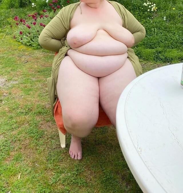 I LOVE MY WIFES BODY