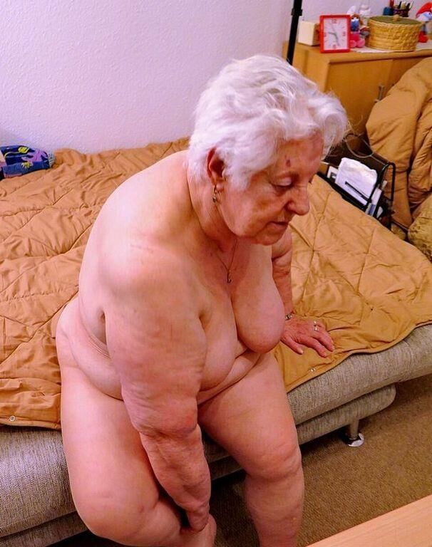 NATASHA AN OLD GRANNY I WANK OVER