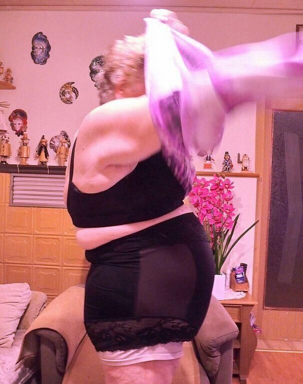 Pamela une vieille grand-mère je me branle