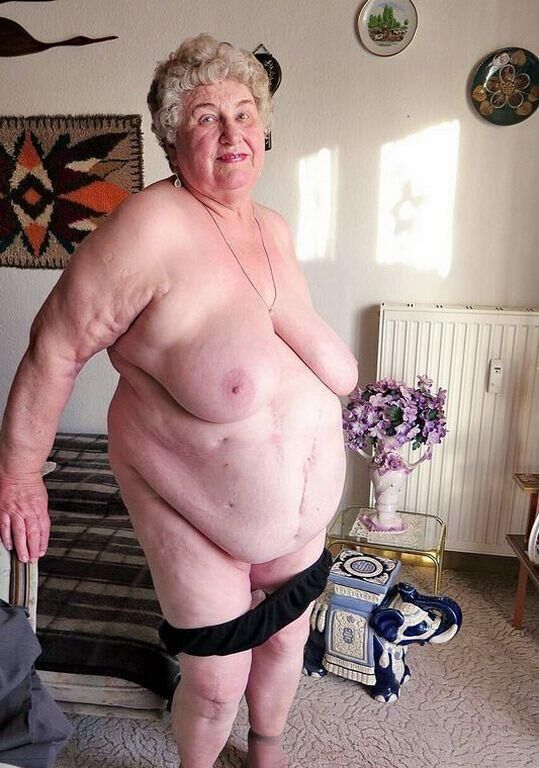 Vera une vieille grand-mère je me branle