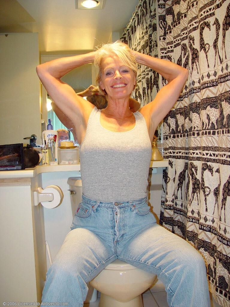 Hot Wife Justine 