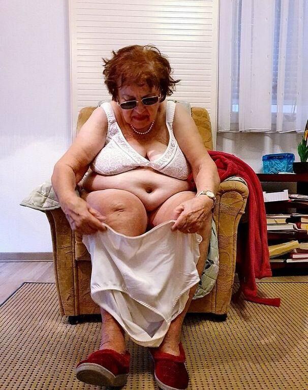 Beryl une vieille grand-mère je me branle