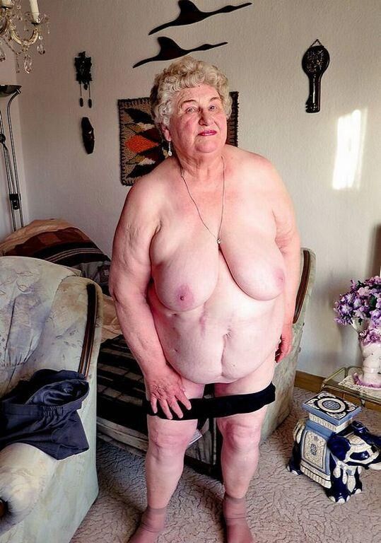 Vera une vieille grand-mère je me branle