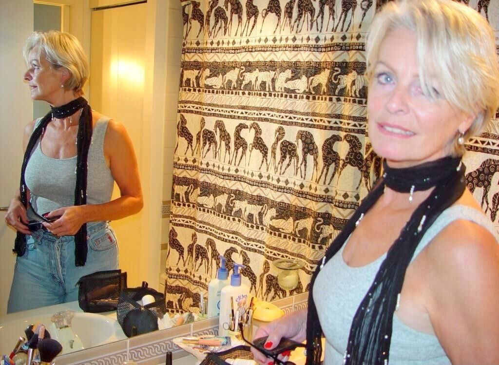 Hot Wife Justine 