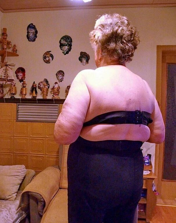 Pamela une vieille grand-mère je me branle