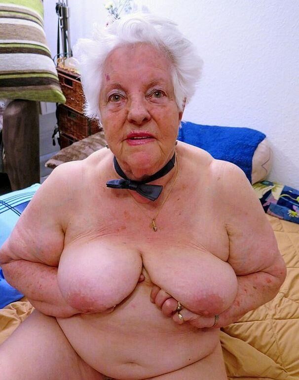 NATASHA AN OLD GRANNY I WANK OVER
