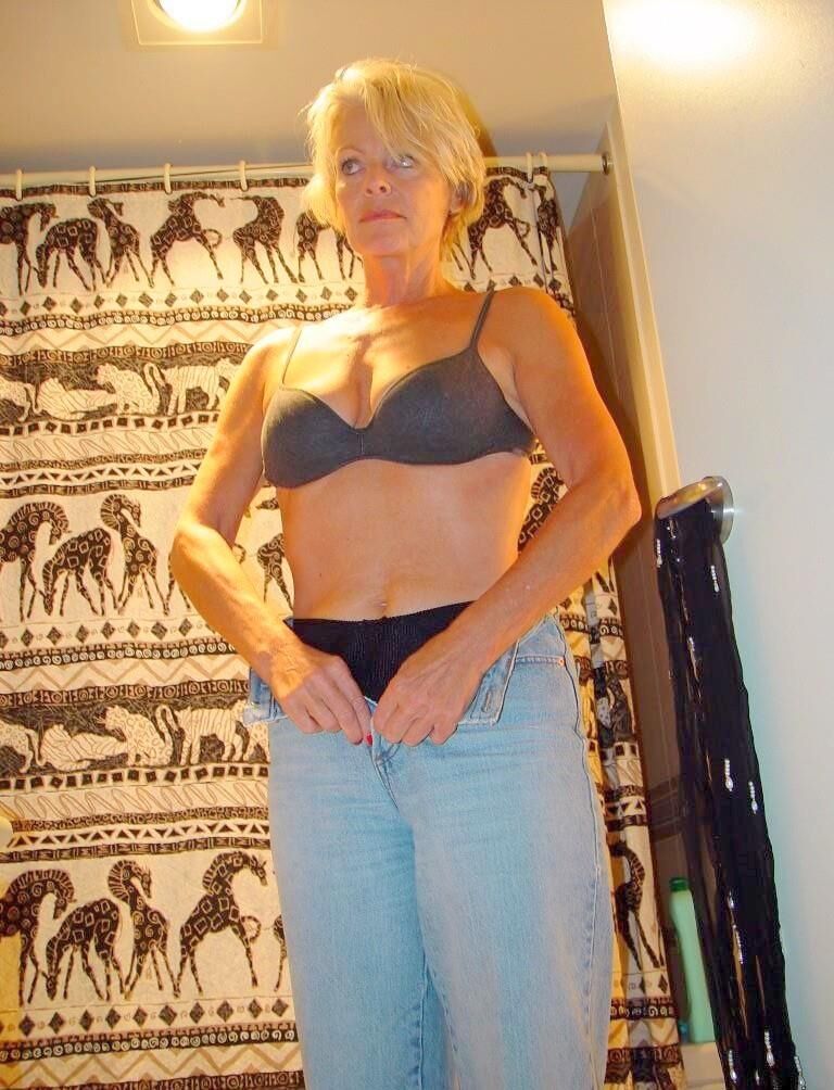 Hot Wife Justine 