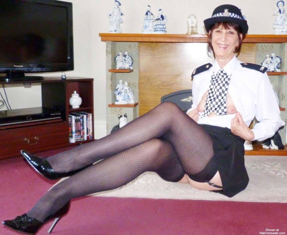 WPC Dildo Reporting for Duty (alias Janet de Hull)