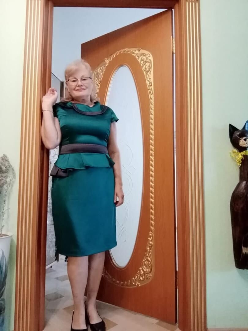 Mature blonde Lidia from Moscow
