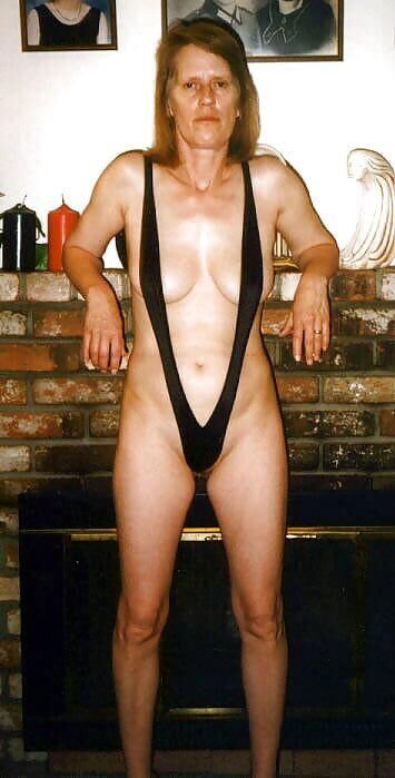 Theresia Black Slingshot