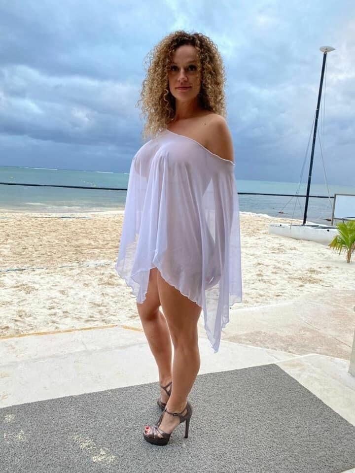 Busty Nn MILFアマチュア