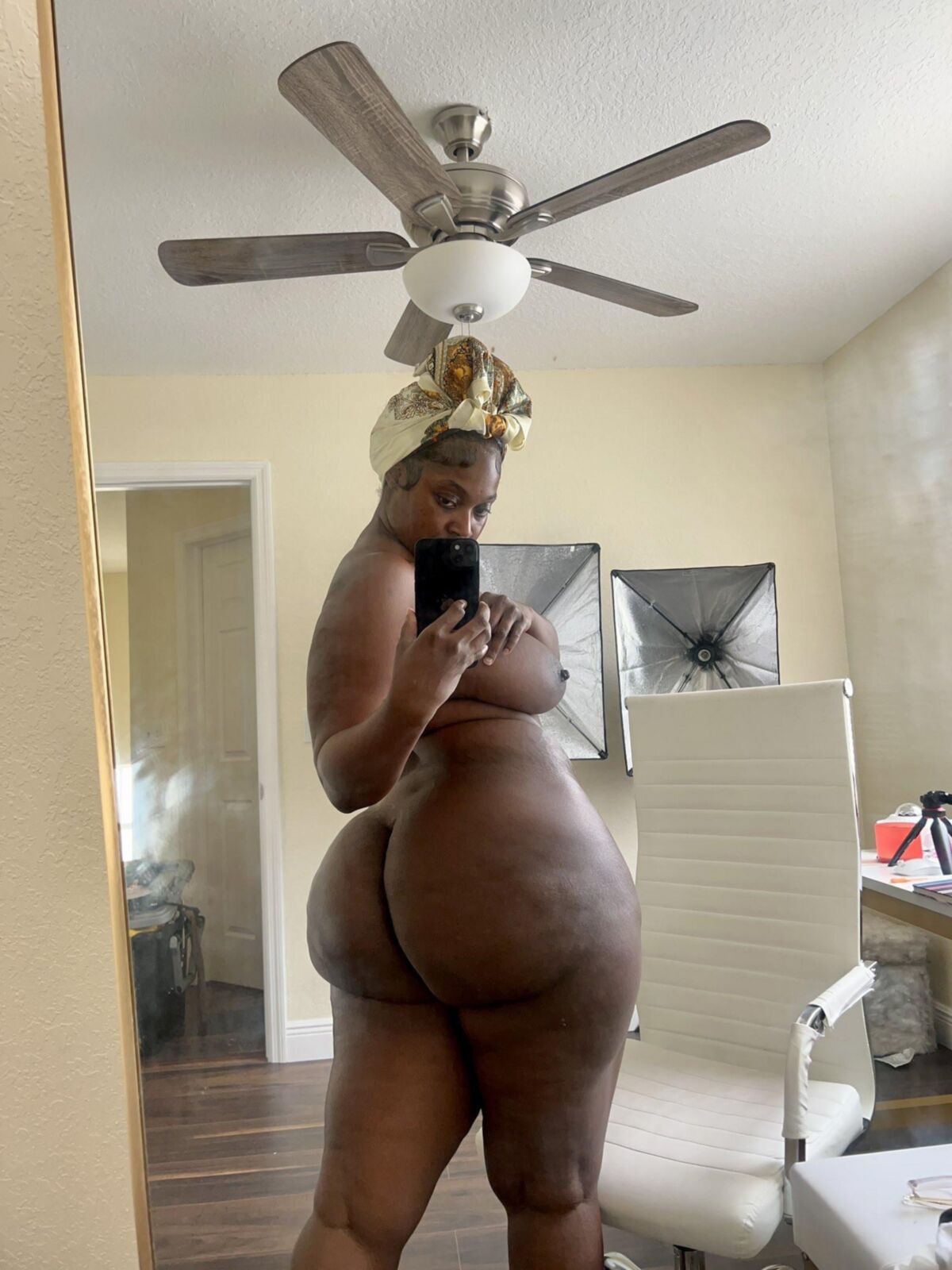 Horny selfies Thots