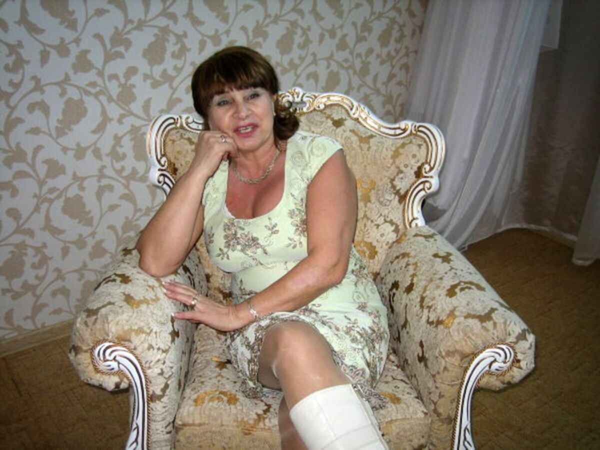 Полем 