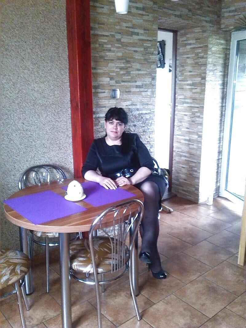 Уродливая зрелая шлюха