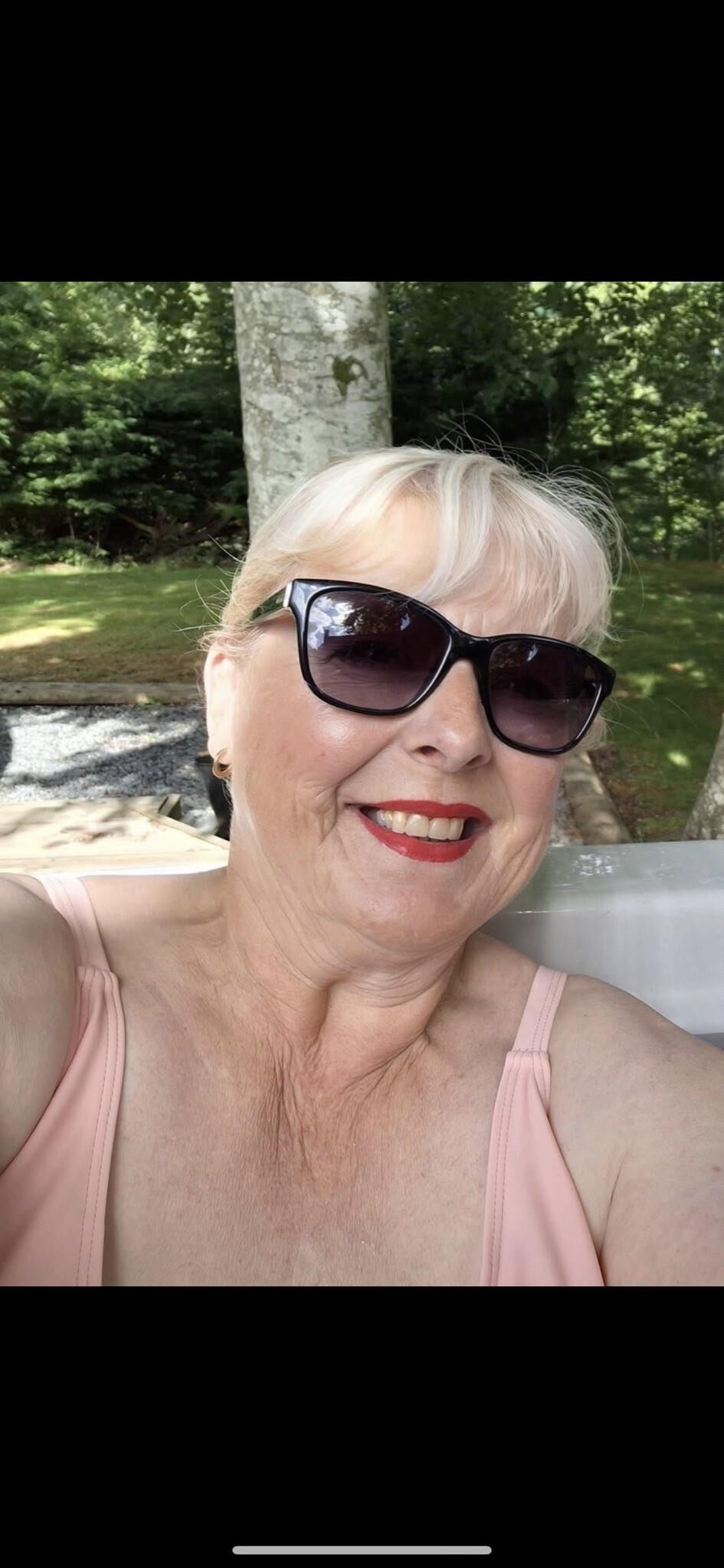Milf Mrs Julie H