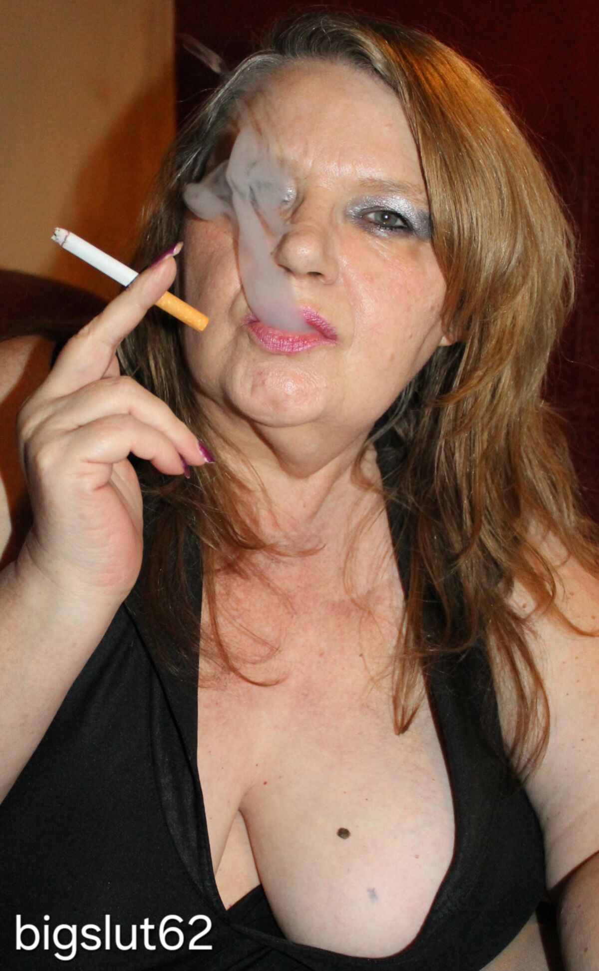 Jerk off and cover me with your hot cum when I smoke, tribute me