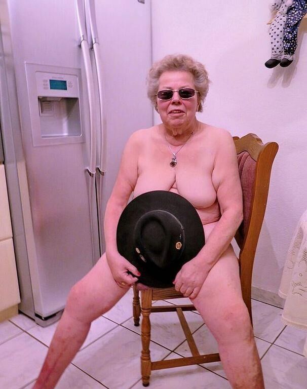 Melonie uma avó velha que eu me puxei