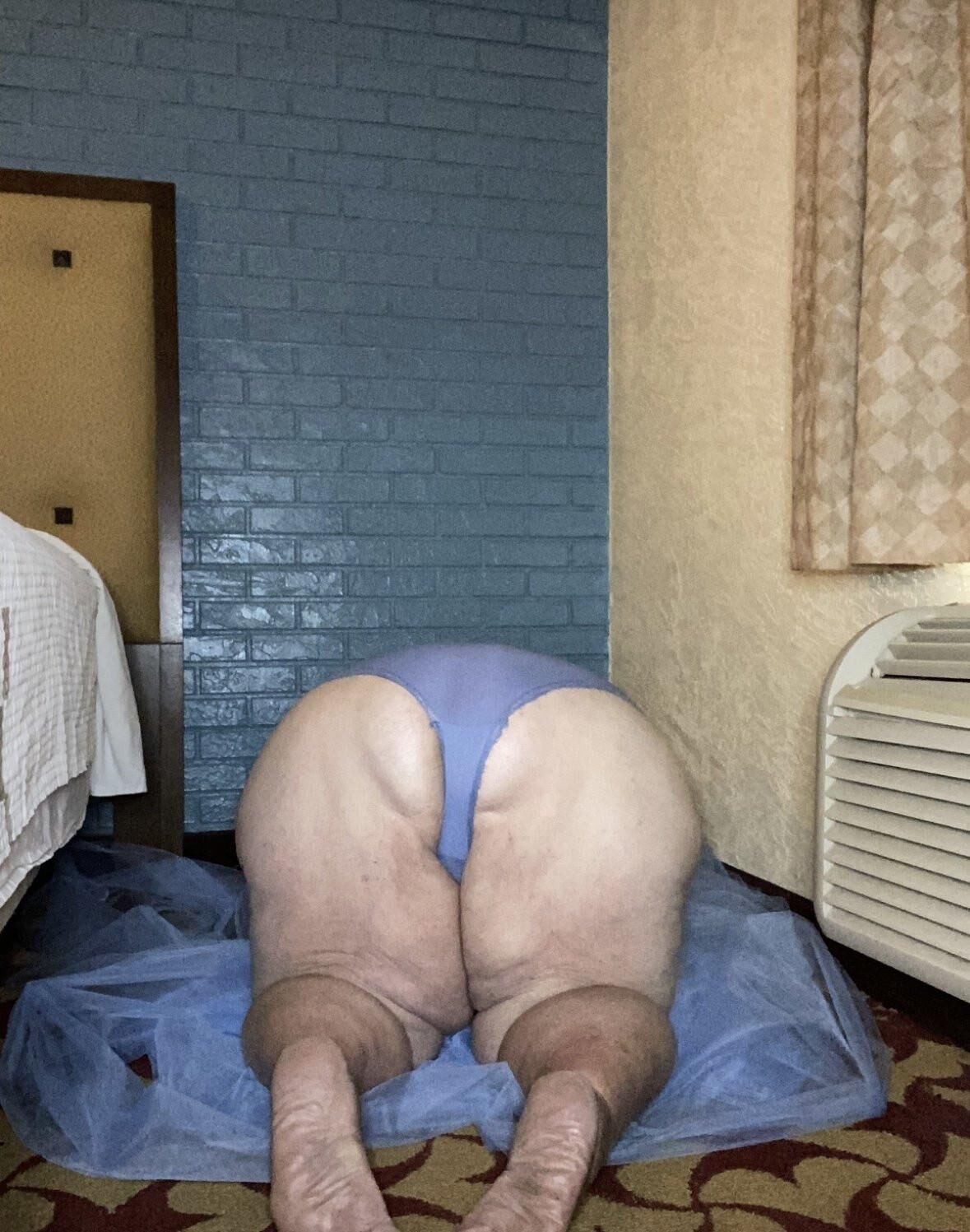 Incredible SSBBW GILF