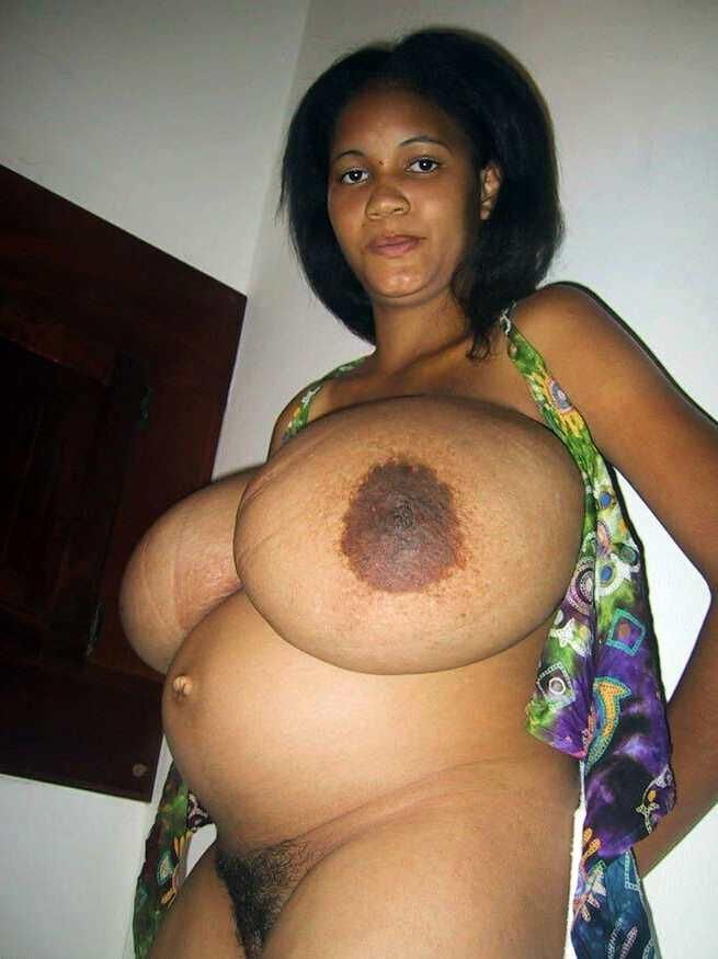Mãe, você pode se despir um pouco para mim?