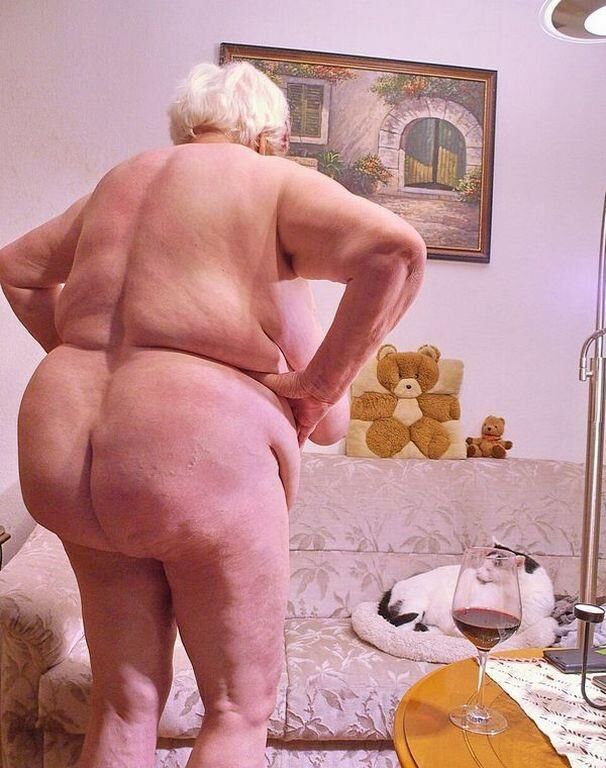 Serena eine alte Oma, die ich überwichse