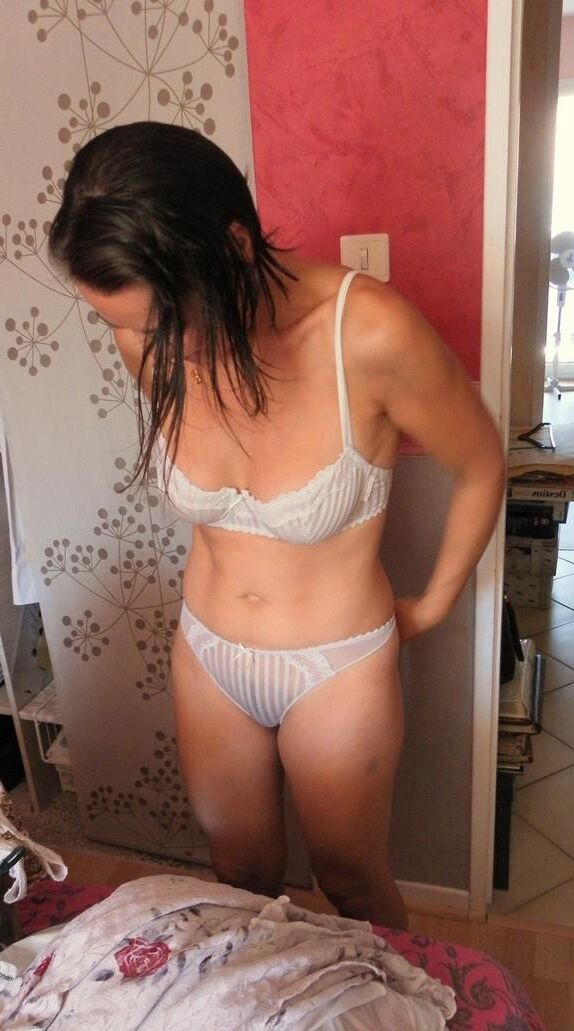 yo fit busty milf