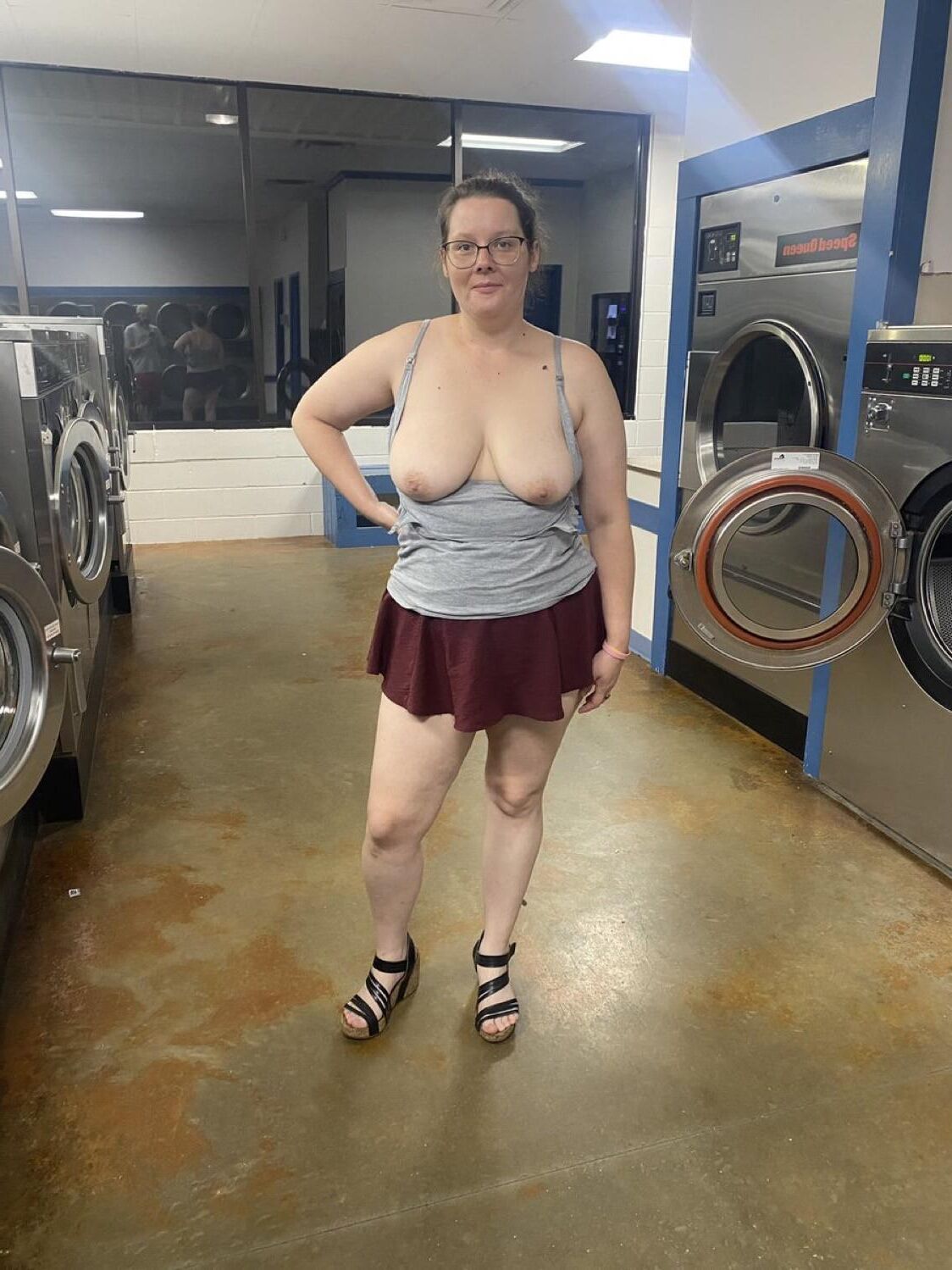 Hot Moms Wanting to Party