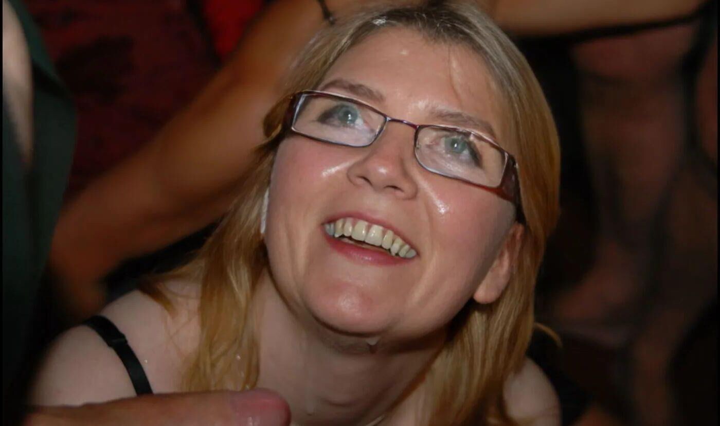 Sonja Australian Udders explosé