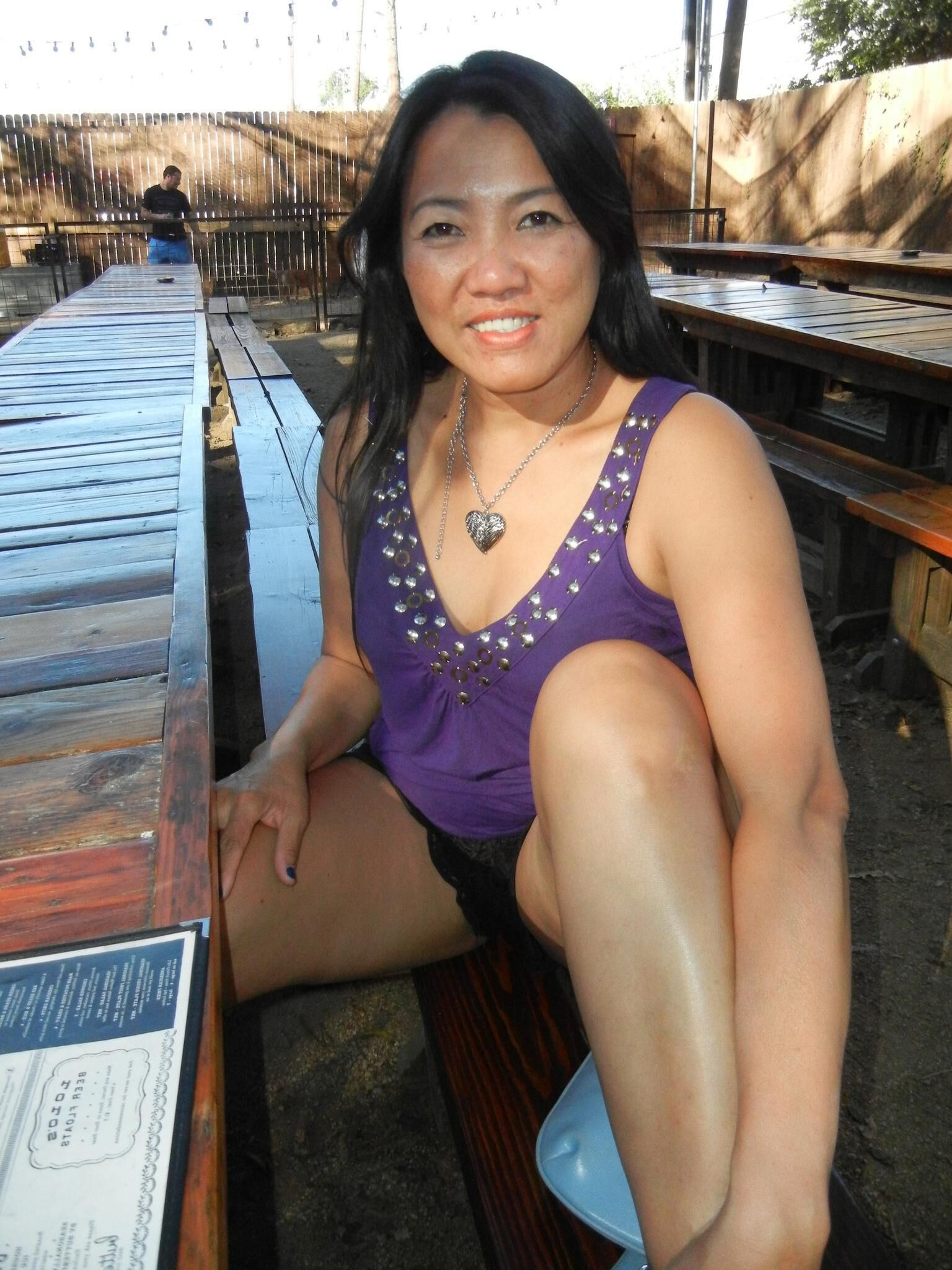 luann nguyen hot成熟したアジアのスウィンガー