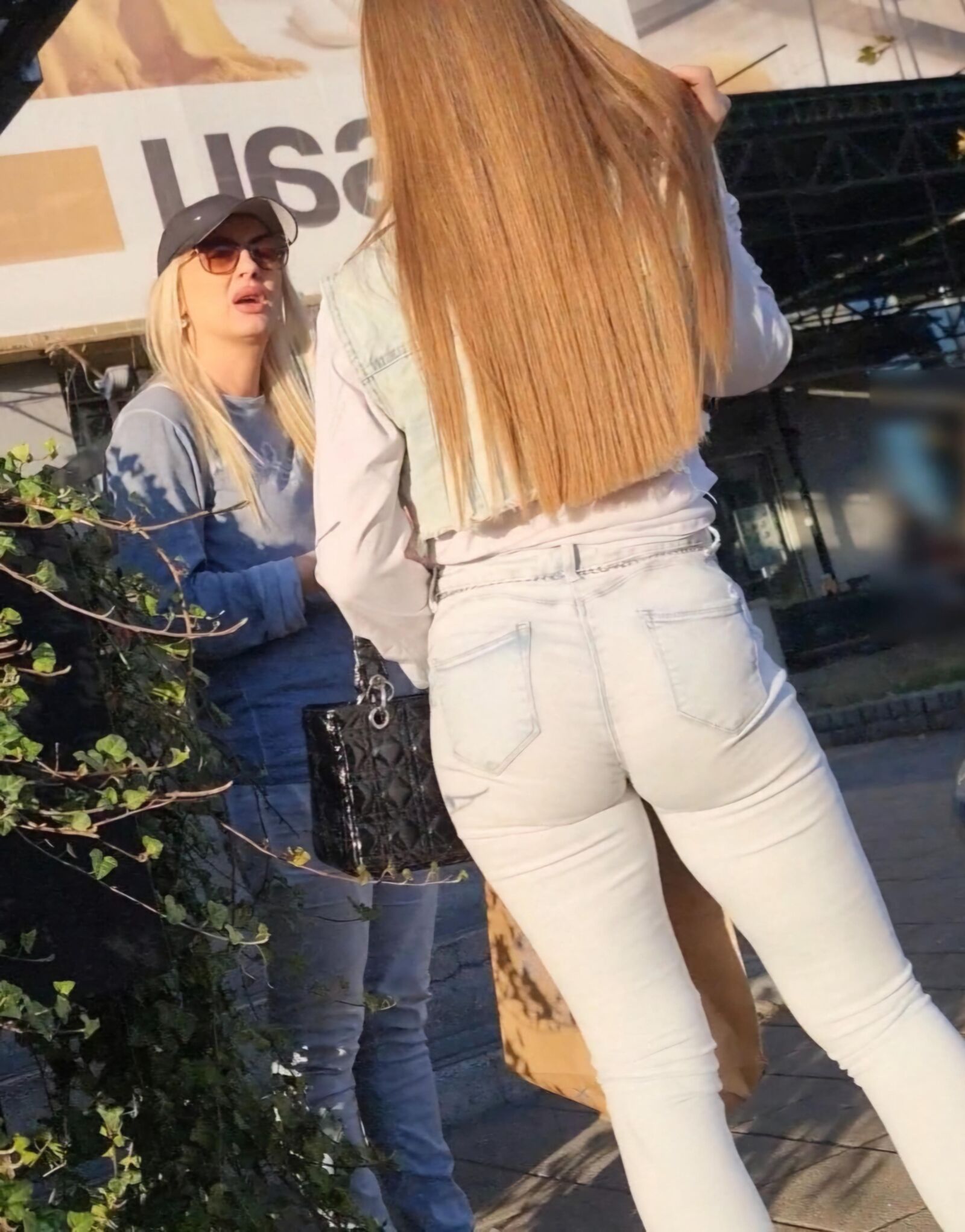 Mãe sincera com bunda sexy