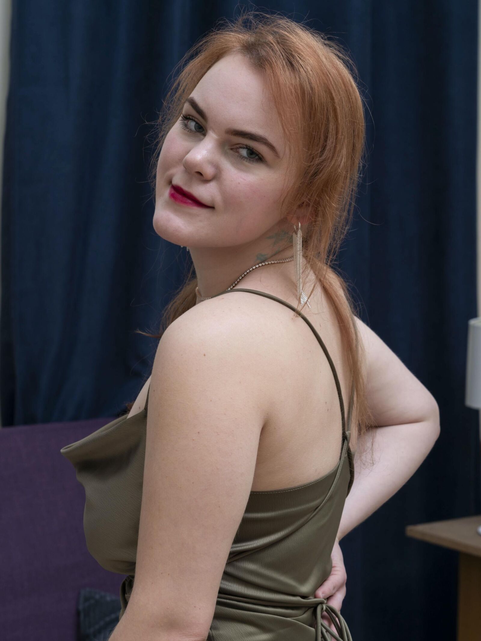 Alana Masturbates on the floor
