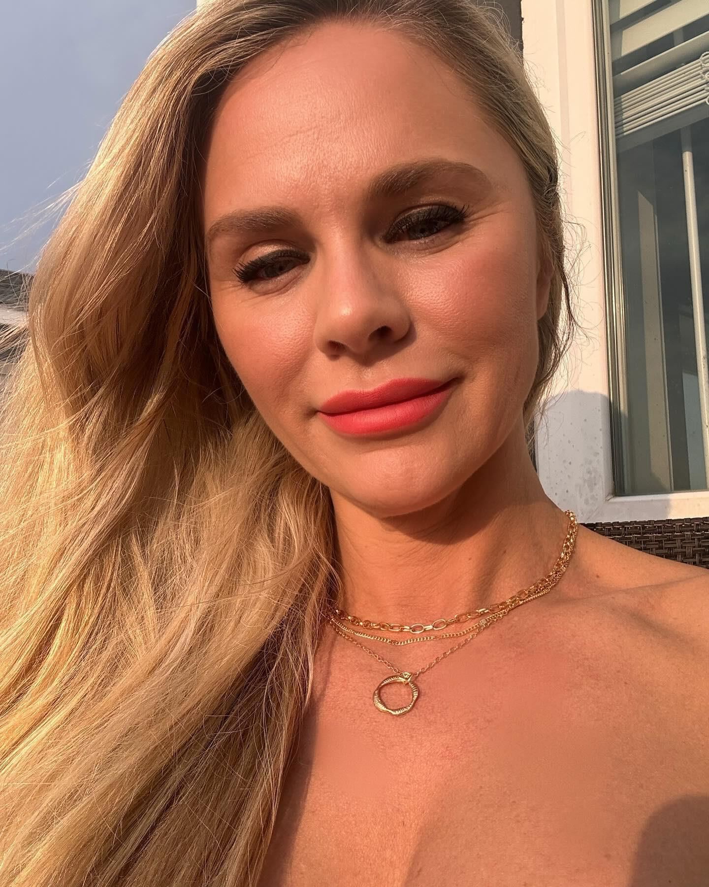 Blonde MILF CAT