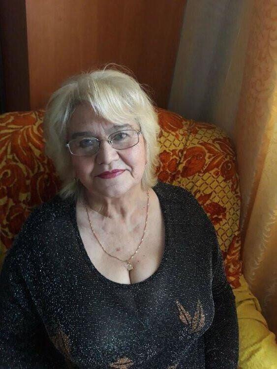 + non nude beautiful old granny dears 