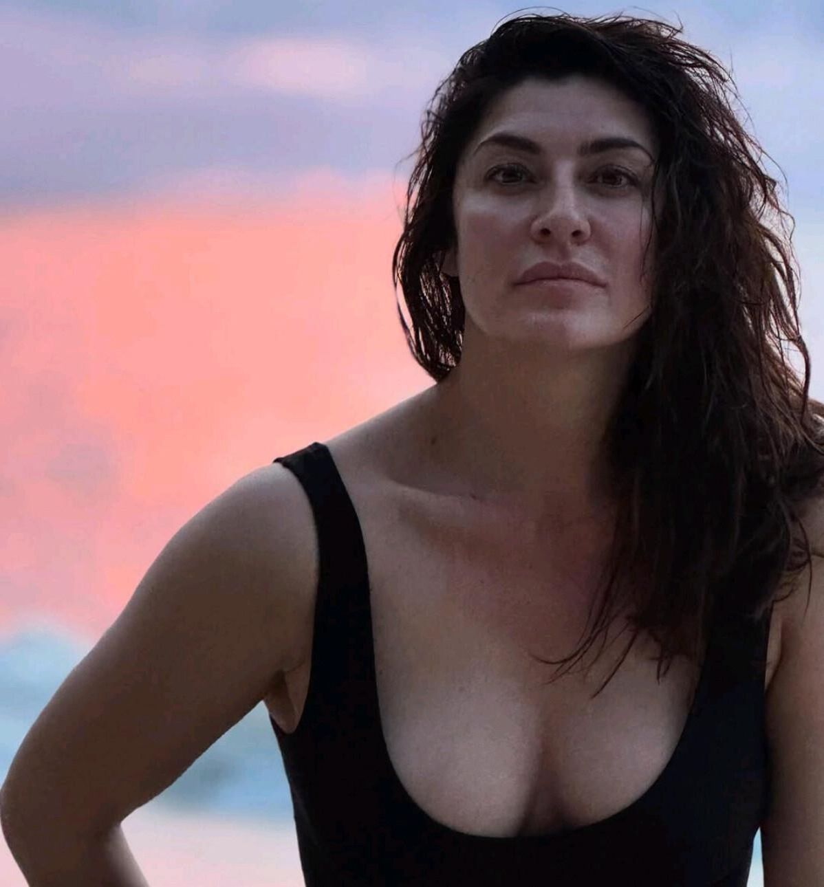 GODDESS Elisa Isoardi_