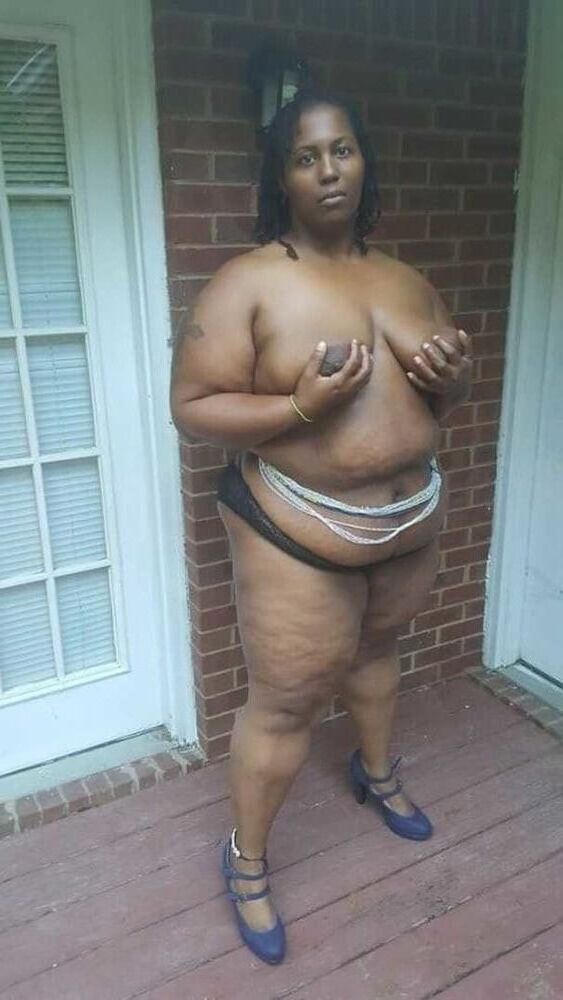 Black MILFs & GILFs