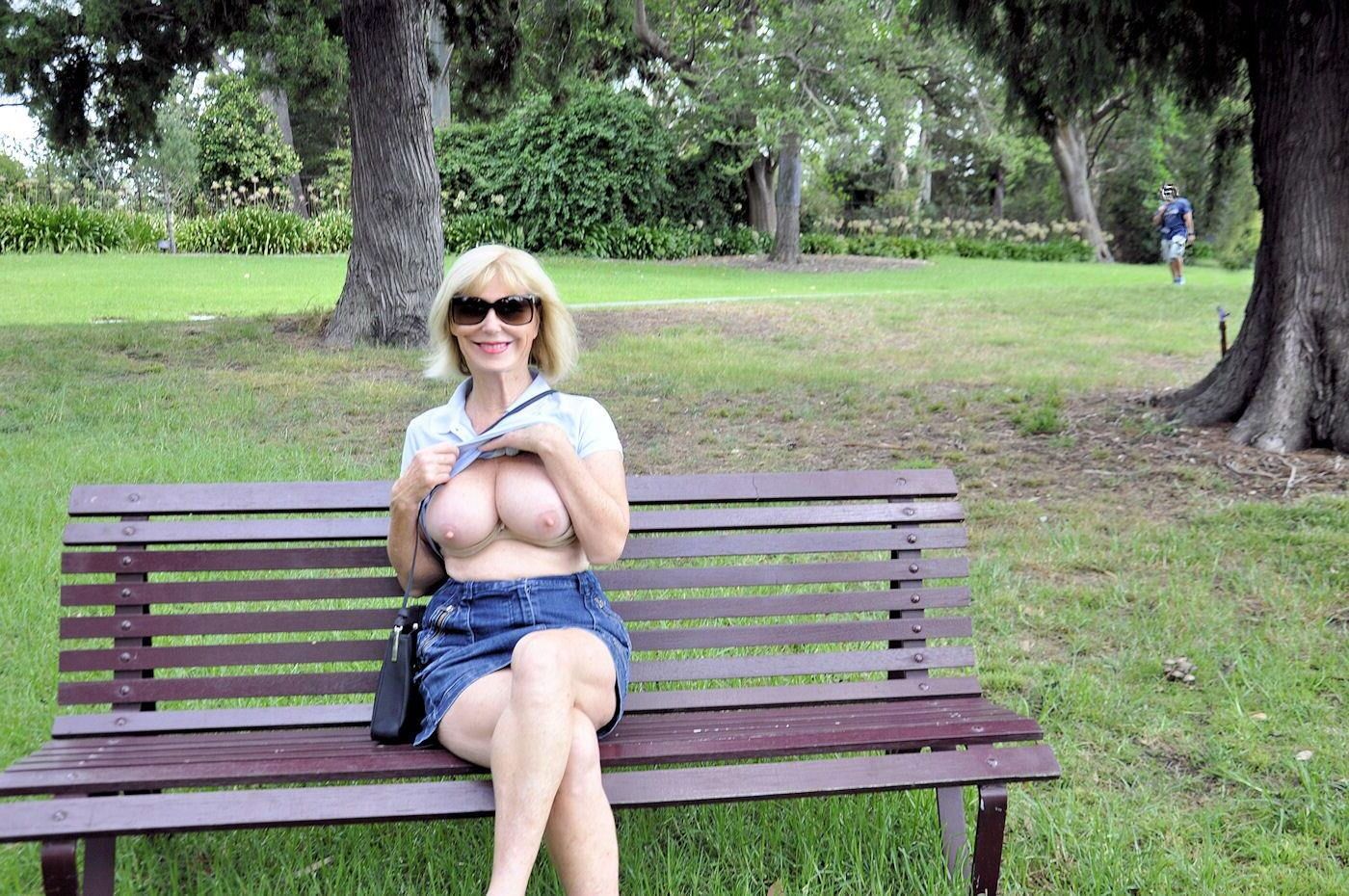 La deliciosa Lady Diane se vuelve salvaje: arbusto, playa y parques!