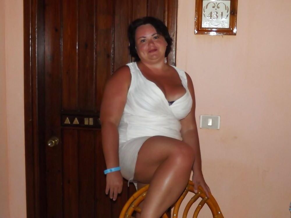  years old russian housewife non nude