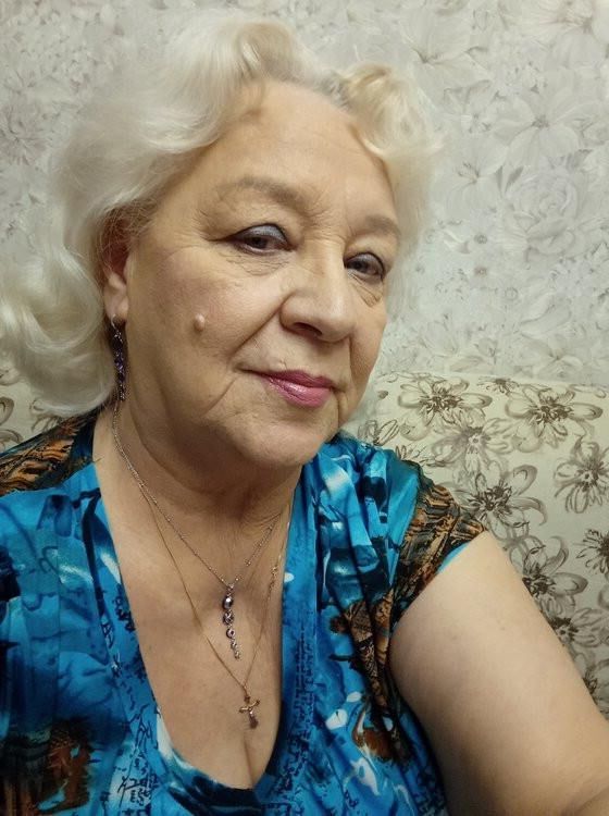 + non nude beautiful old granny dears