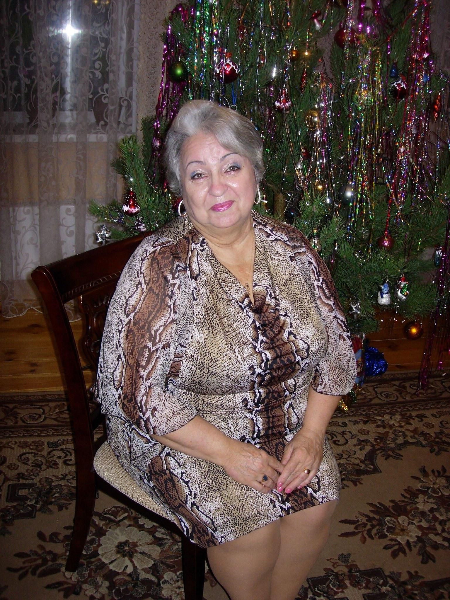 + non nude beautiful old granny dears