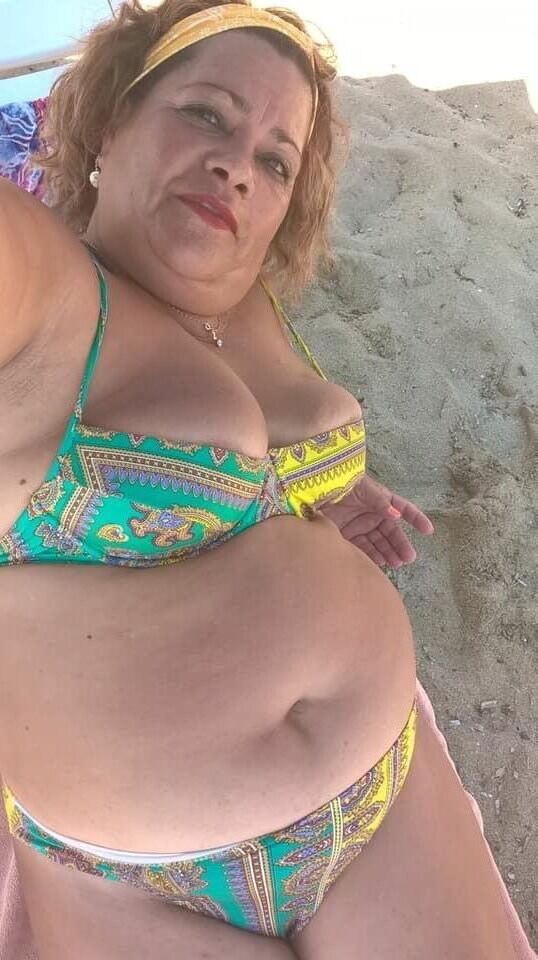 Gilf bikini babes