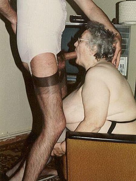 MILF\'S, Matures and Grandma\'s posing or fucking #