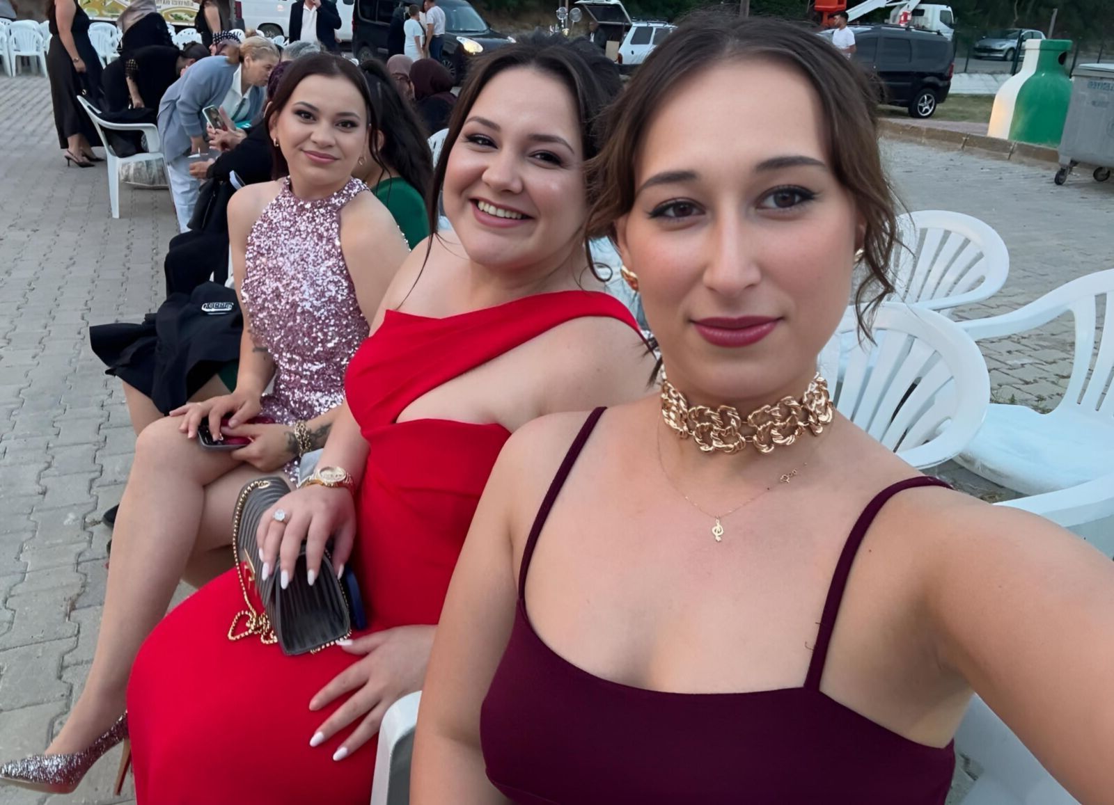 Türkische reife Dame Bild