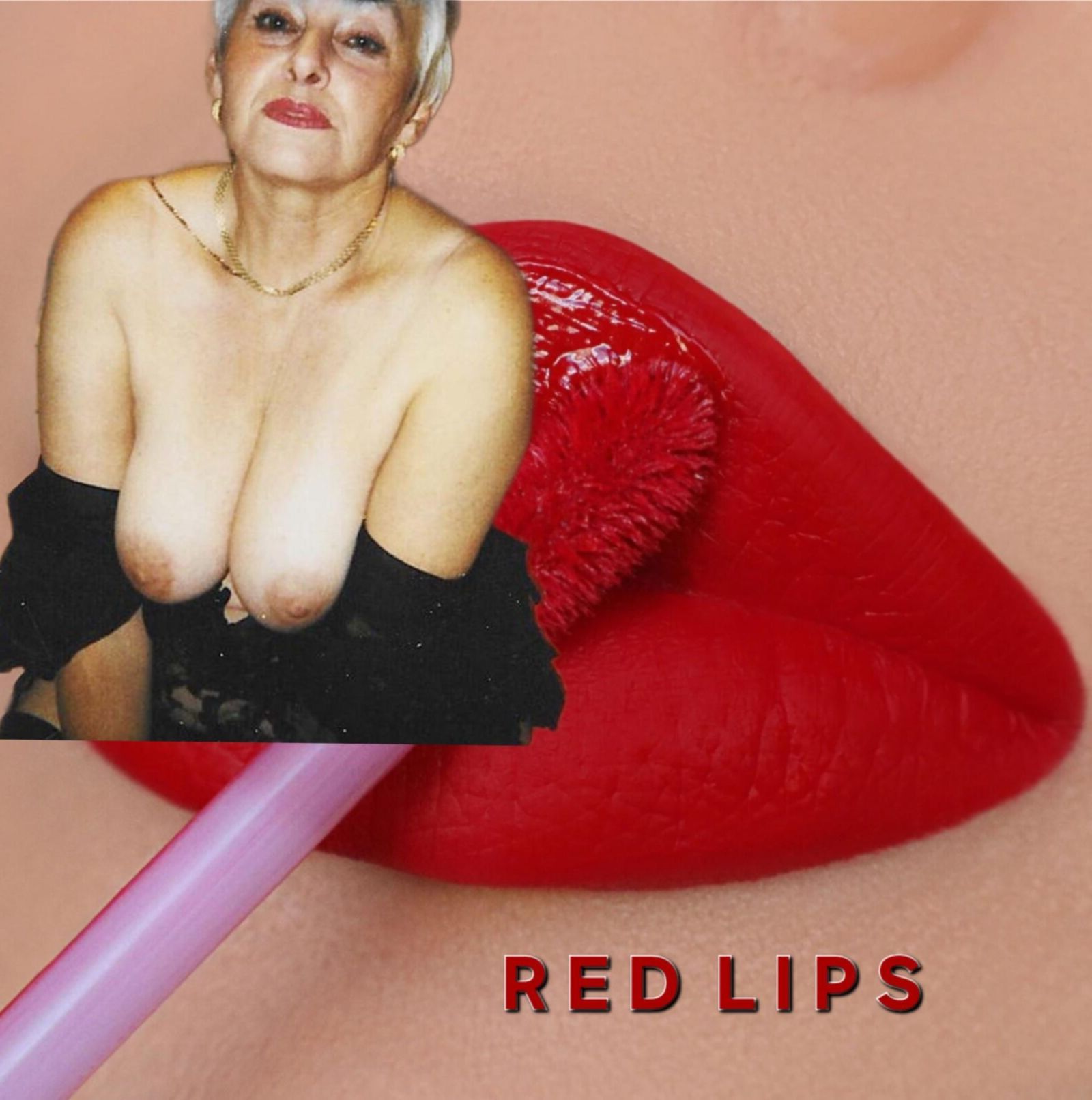 Red lips!