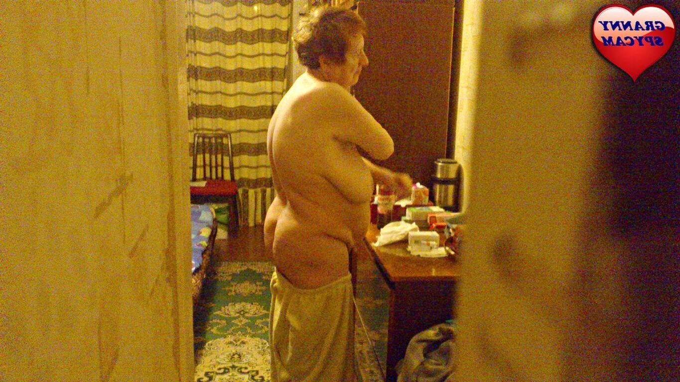 GRANNY SPYCAM 