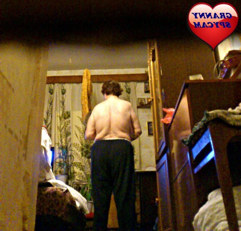 GRANNY SPYCAM 