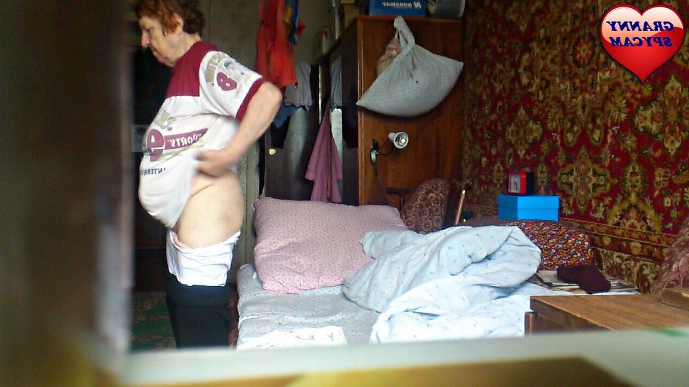 GRANNY SPYCAM 
