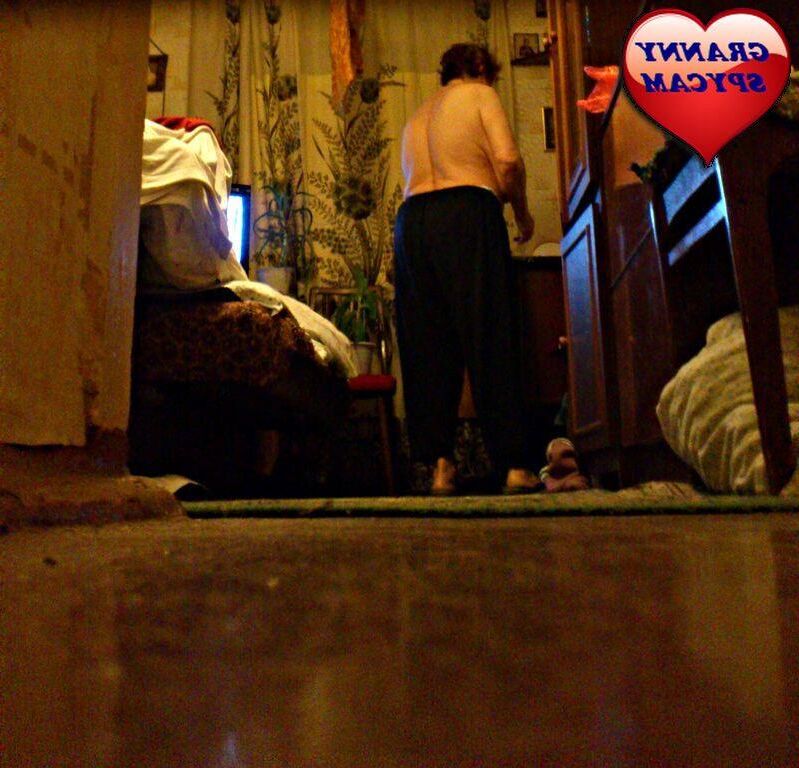 GRANNY SPYCAM 