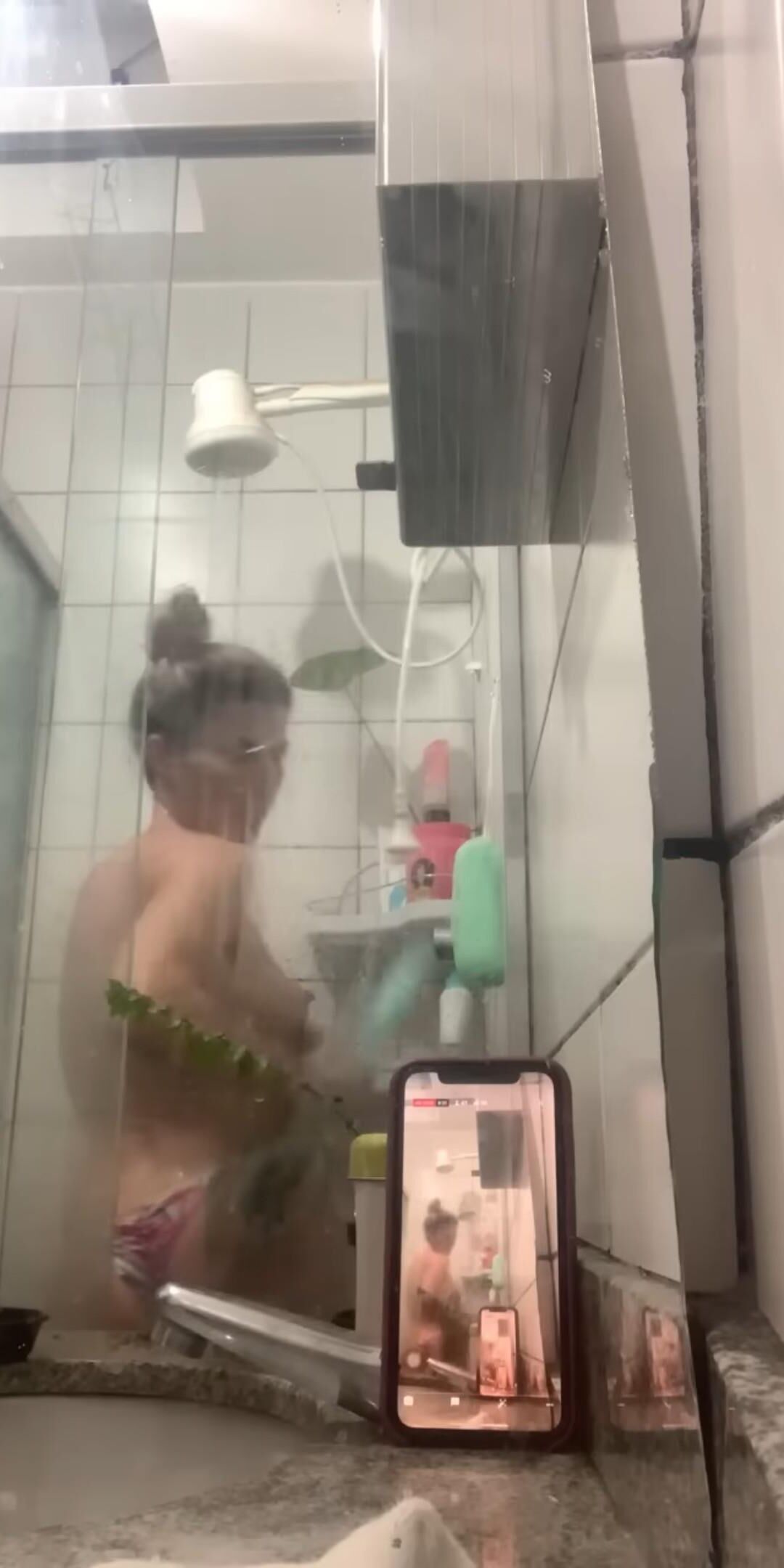 Mom has long nipples