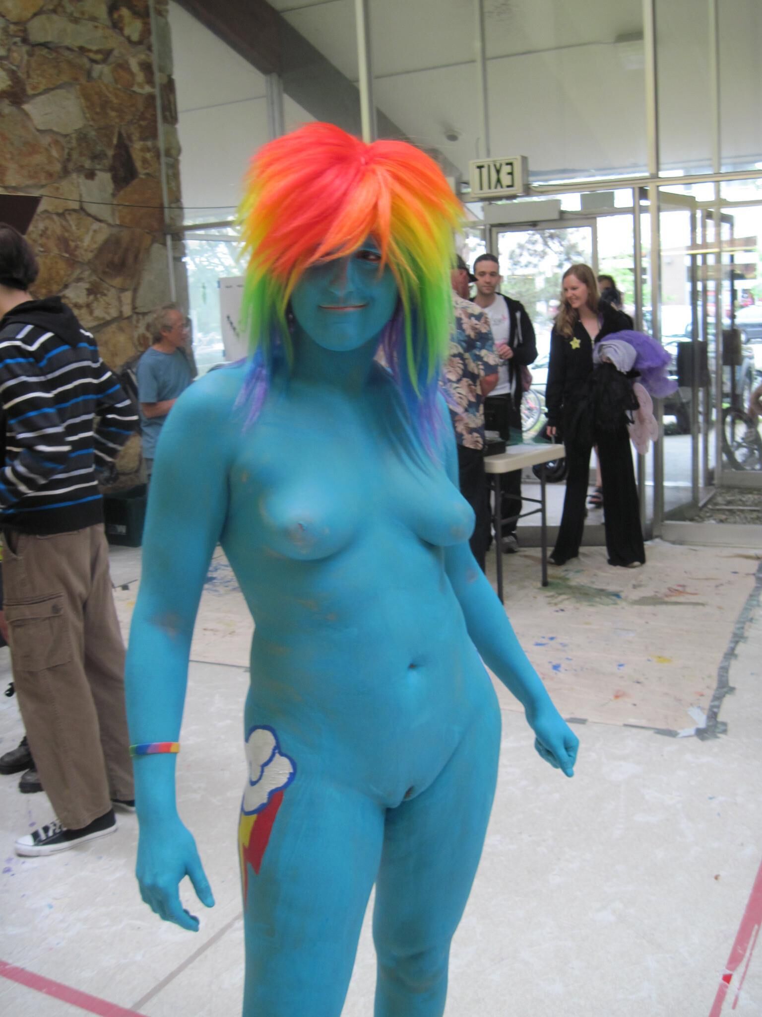 Lollygag (WTF)