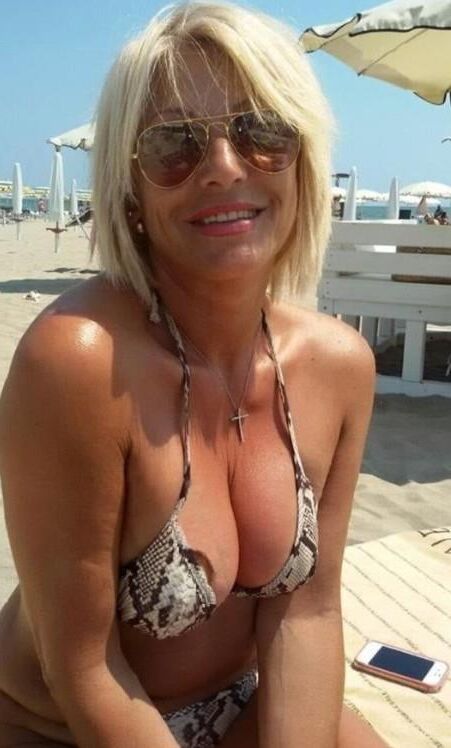 Milf ville