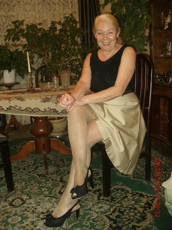 Non Nude Matures and Grannie 